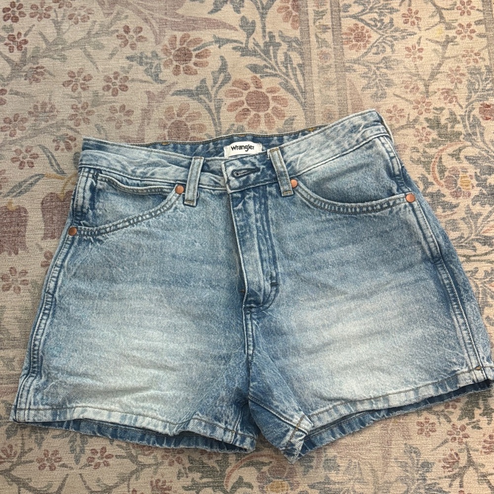 Wrangler Light Blue Vintage-Style Denim Shorts